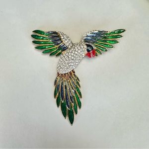 Womens large flying Parrot‎ Brooch lapel pin dramatic Rhinestone